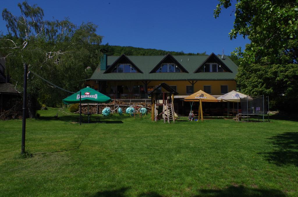 Penzion Pramen Vinne Exterior photo